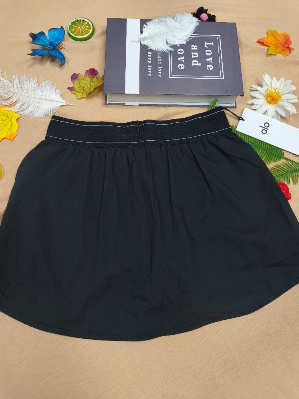 Black Soft Tennis Mini Skirt From Alo Yoga💘Effortlessly Feminine and Sporty🎾 - Picture 3 of 7